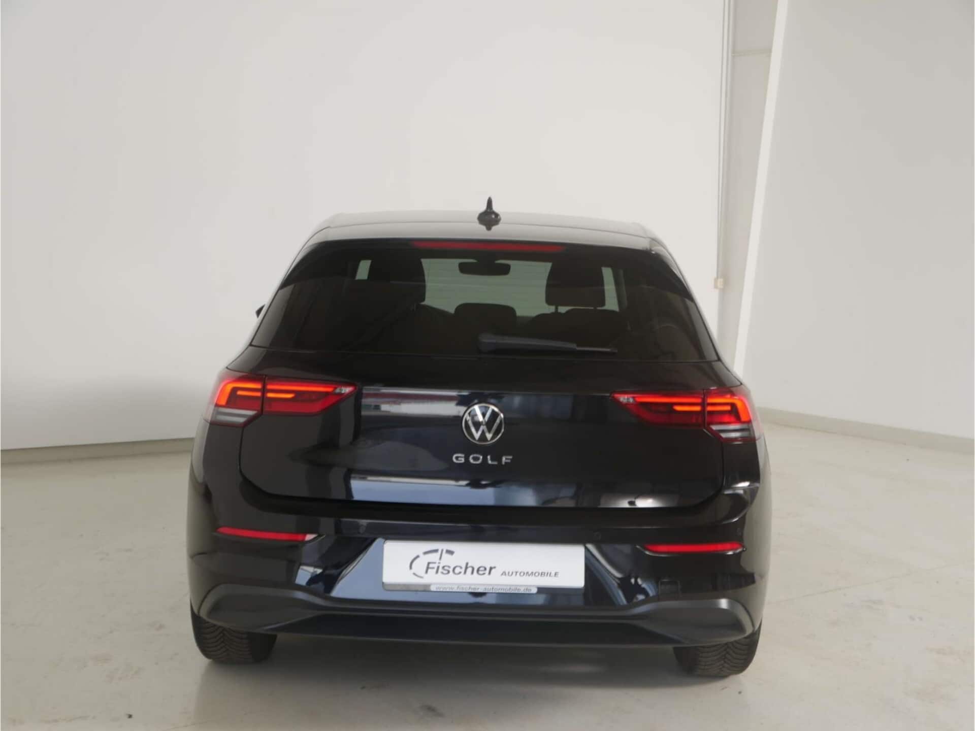 Volkswagen Golf Life