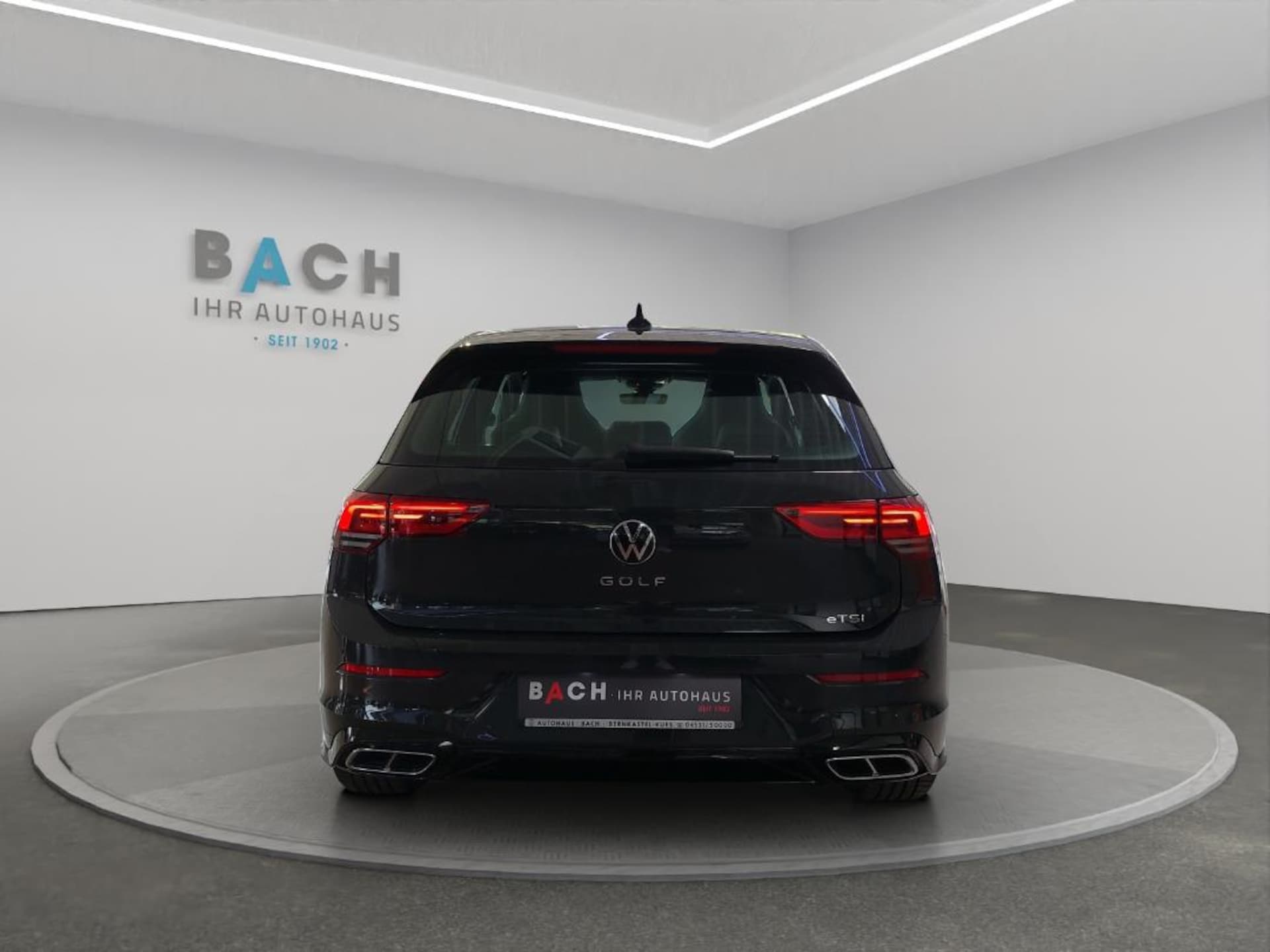 Volkswagen Golf R-Line
