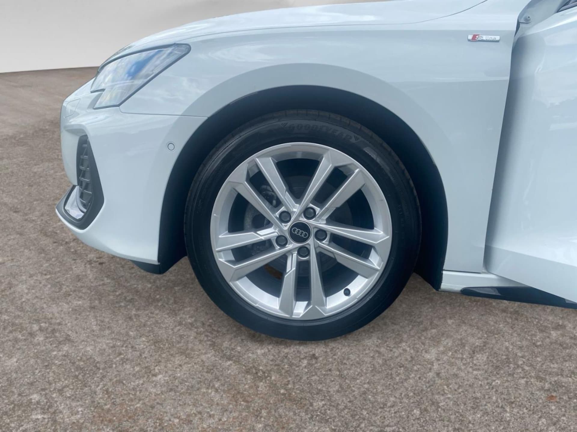 Audi A3 Limousine S line