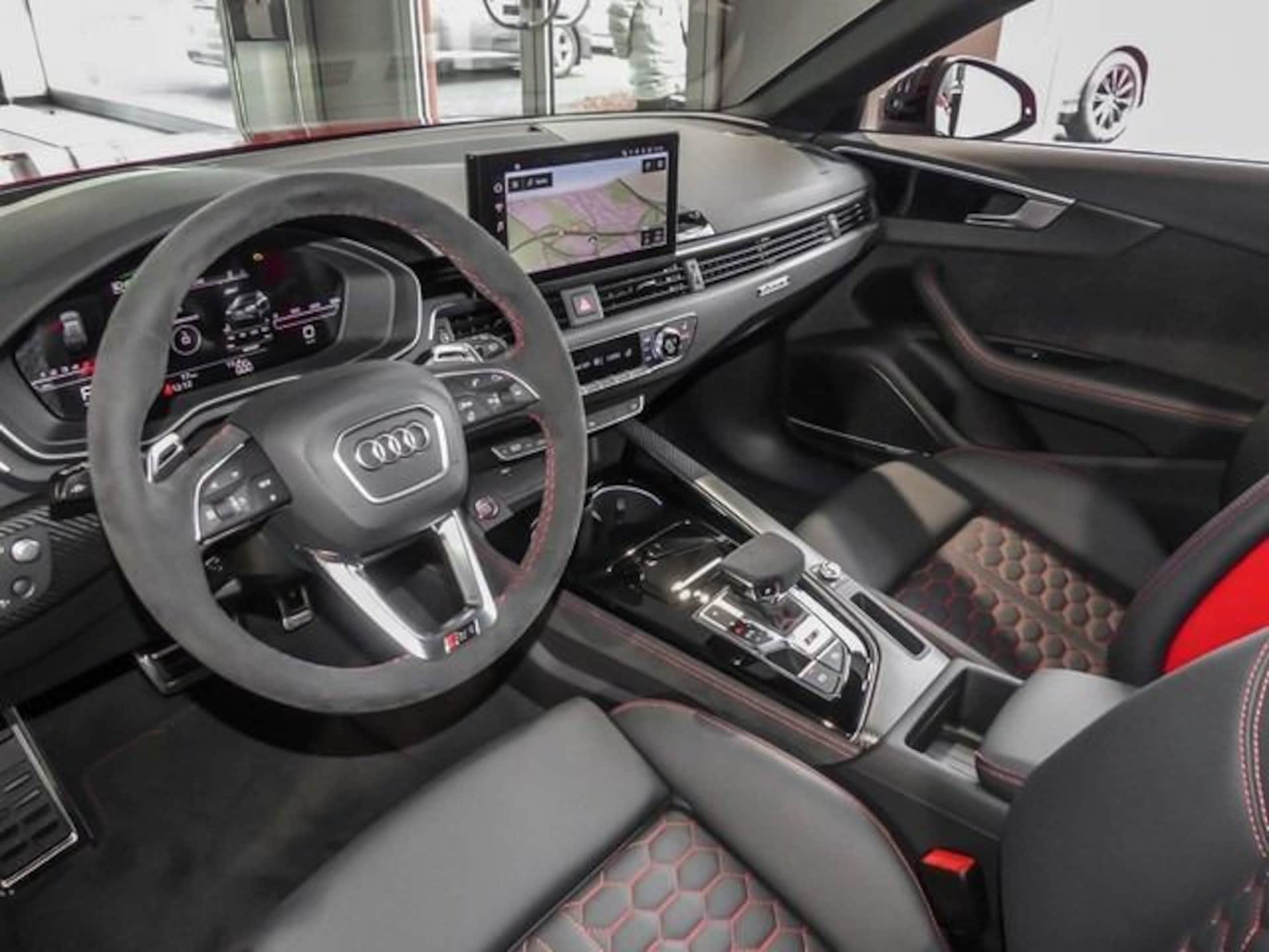 Audi RS 4 Avant