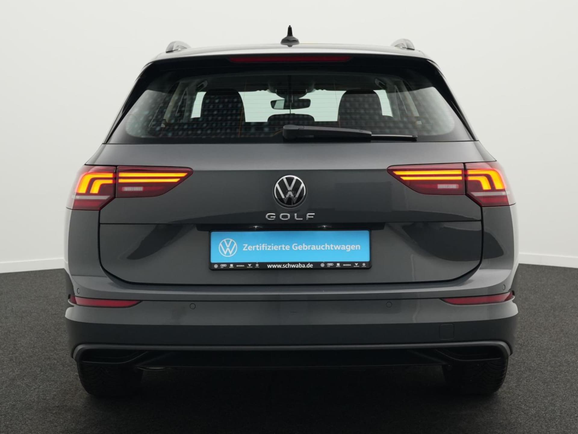 Volkswagen Golf Variant Life