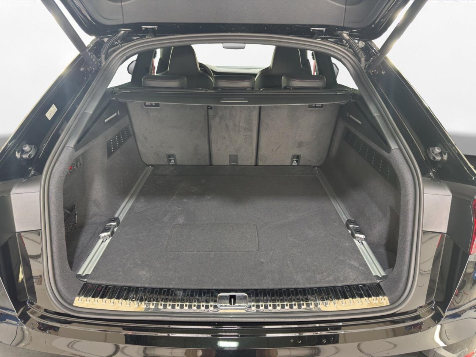 Audi Q8 – Bild 15