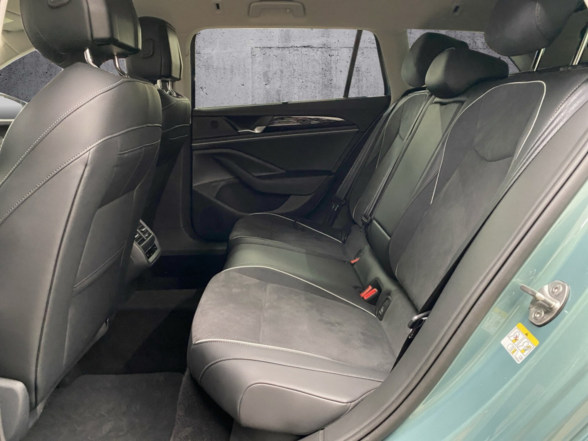Volkswagen Passat Elegance