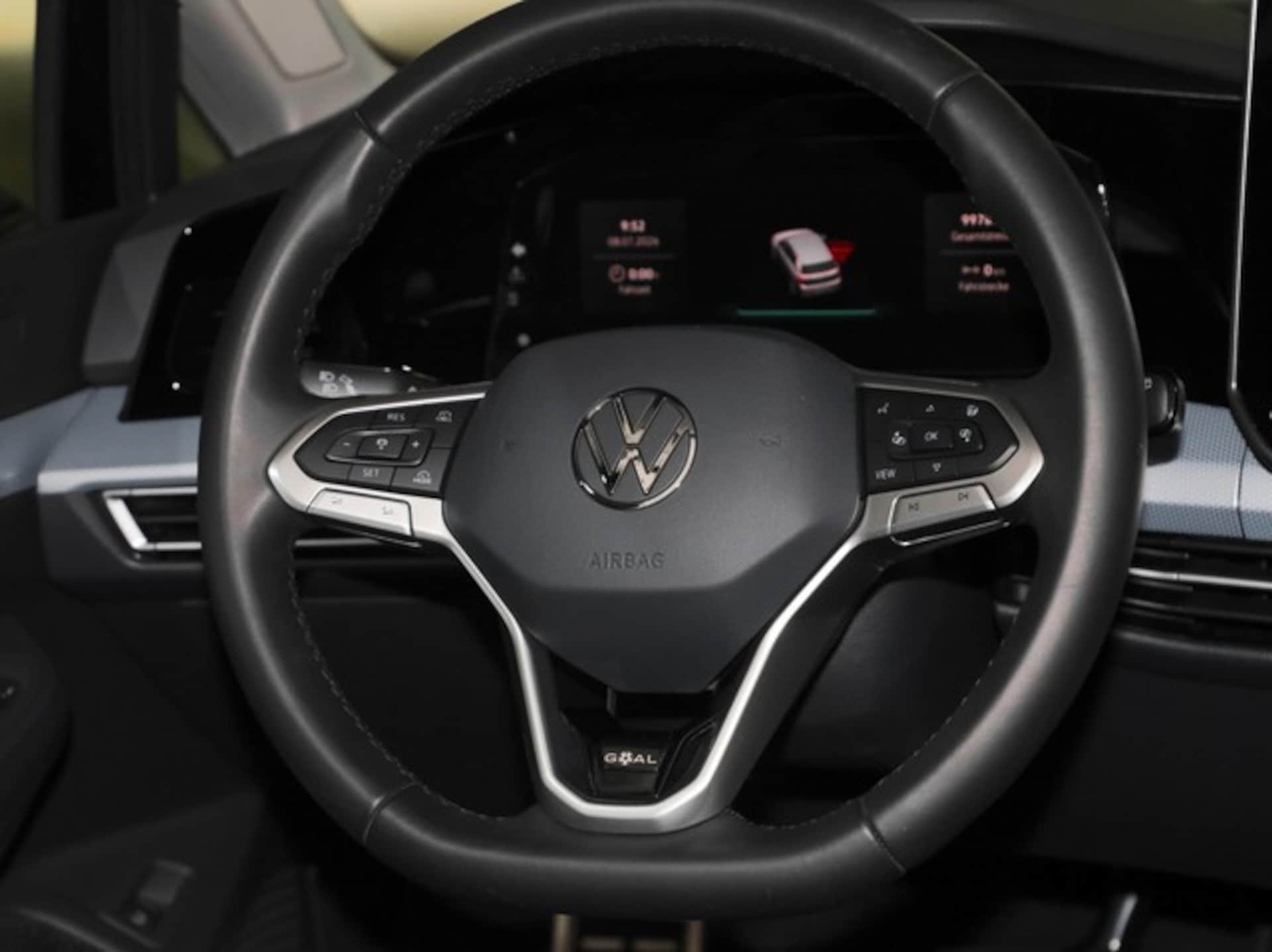 Volkswagen Golf Life