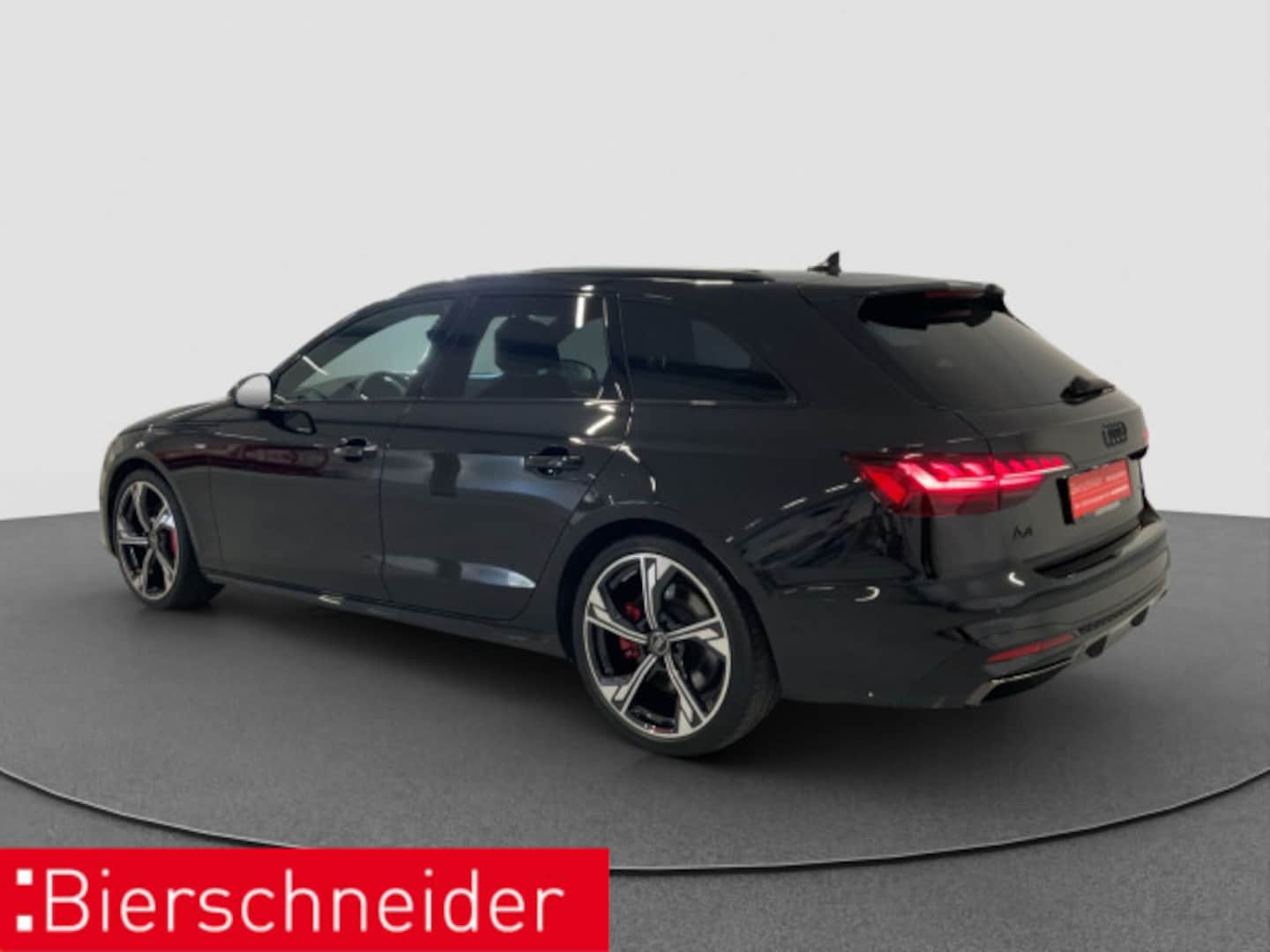 Bild über Audi A4 Avant S line 45 TFSI quattro S tronic - für weitere Informationen kontaktieren Sie den Audi Partner