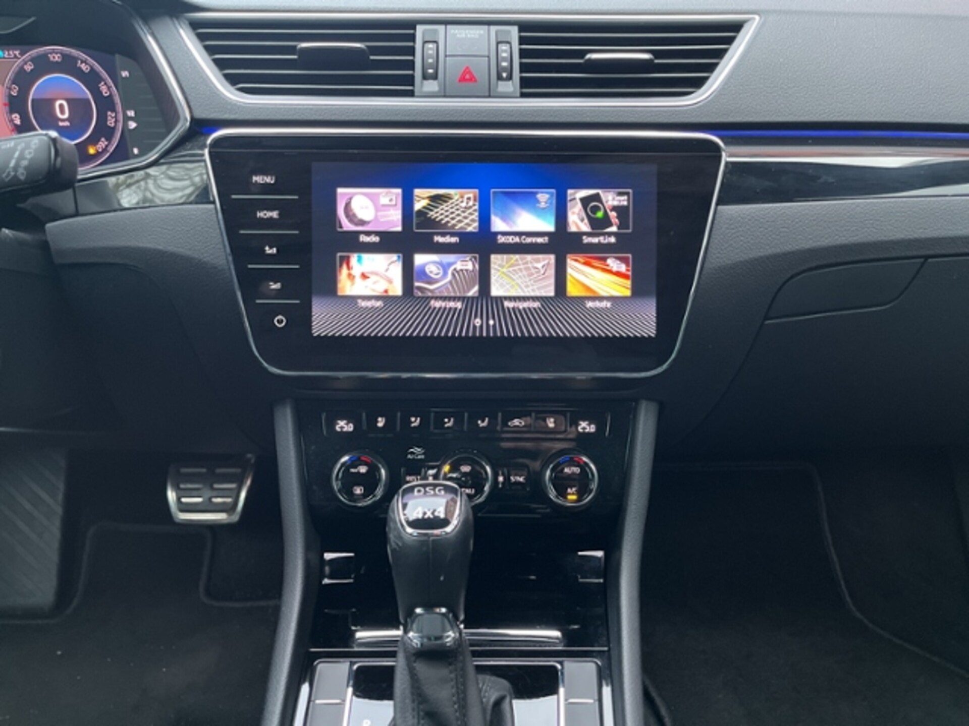 Skoda Superb Combi Laurin & Klement