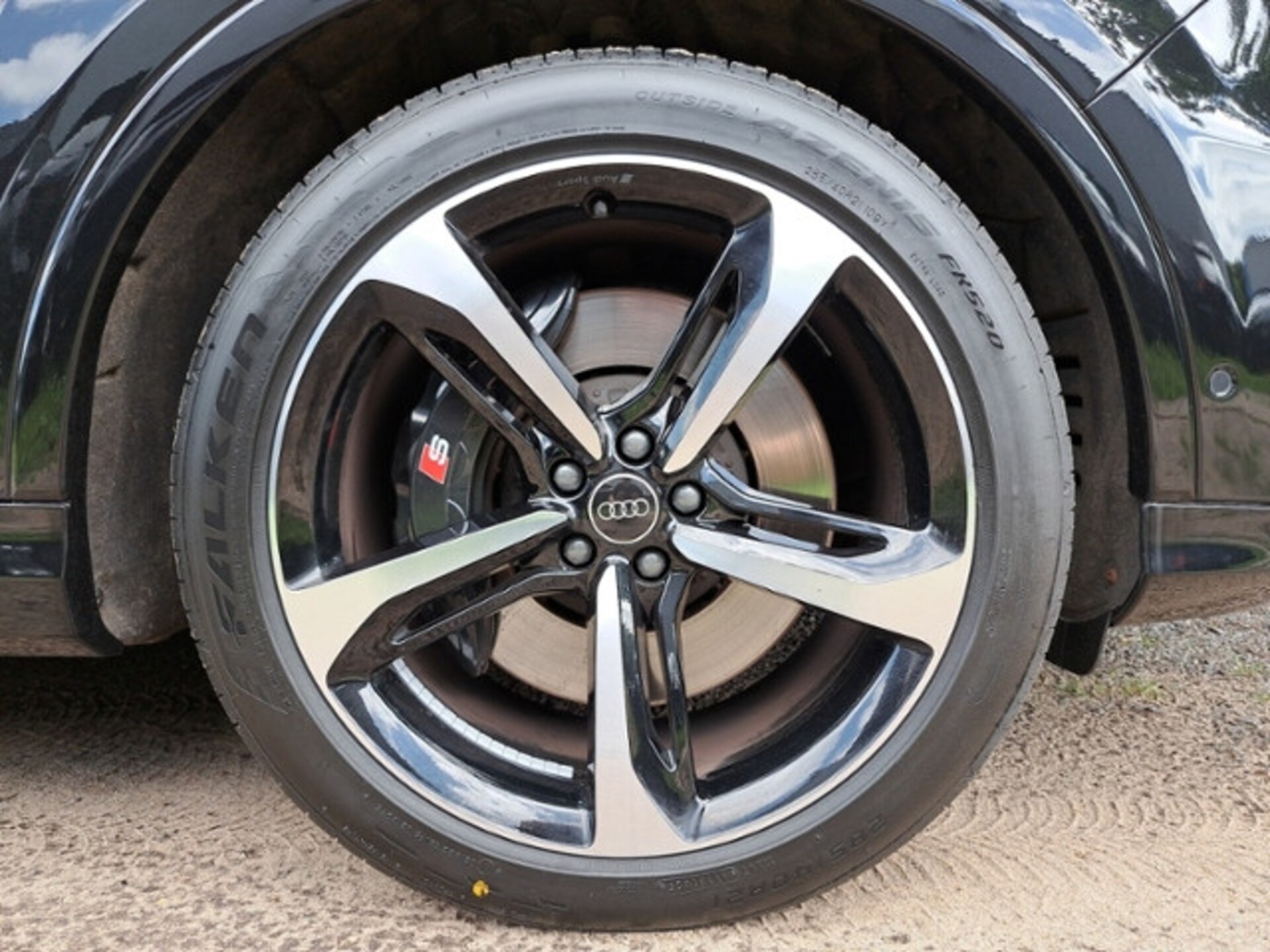Audi SQ7 SUV