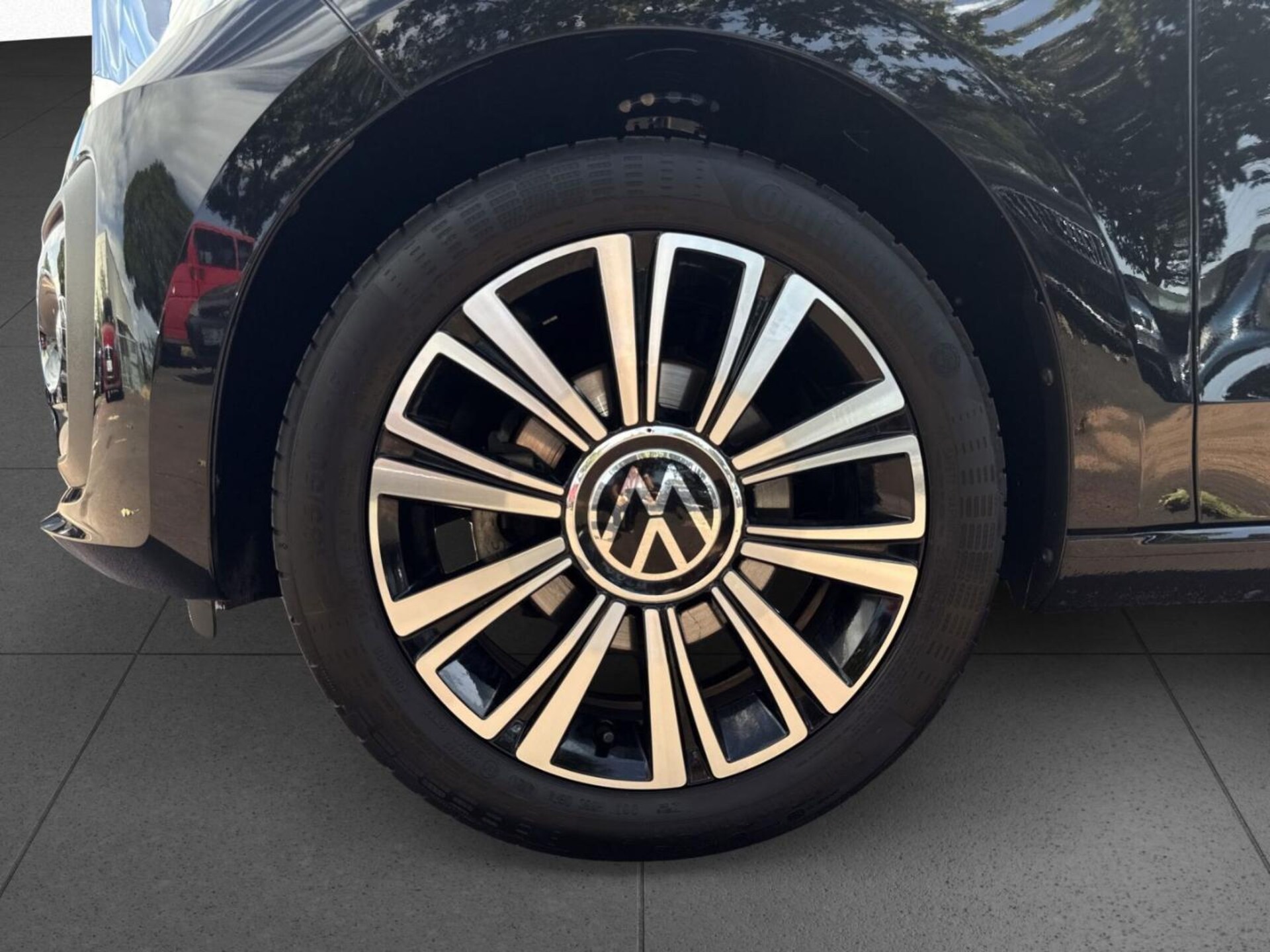 Volkswagen up! ACTIVE