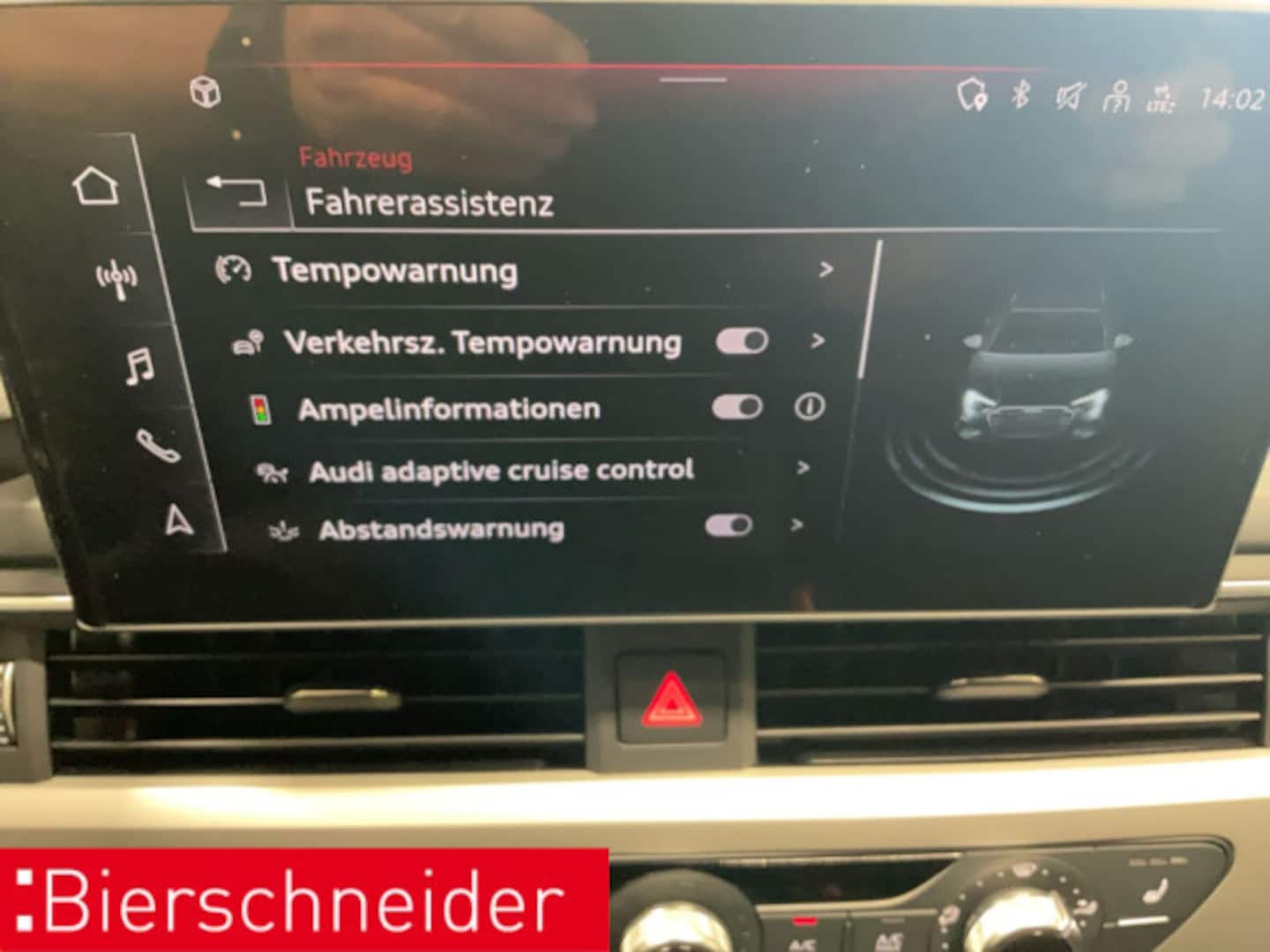 Bild über Audi A4 Avant S line 45 TFSI quattro S tronic - für weitere Informationen kontaktieren Sie den Audi Partner