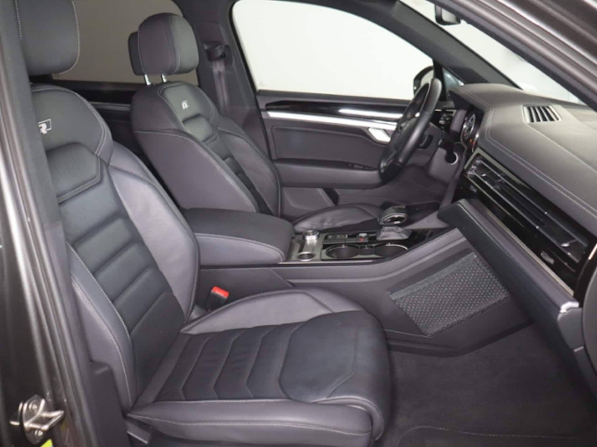 Volkswagen Touareg R-Line