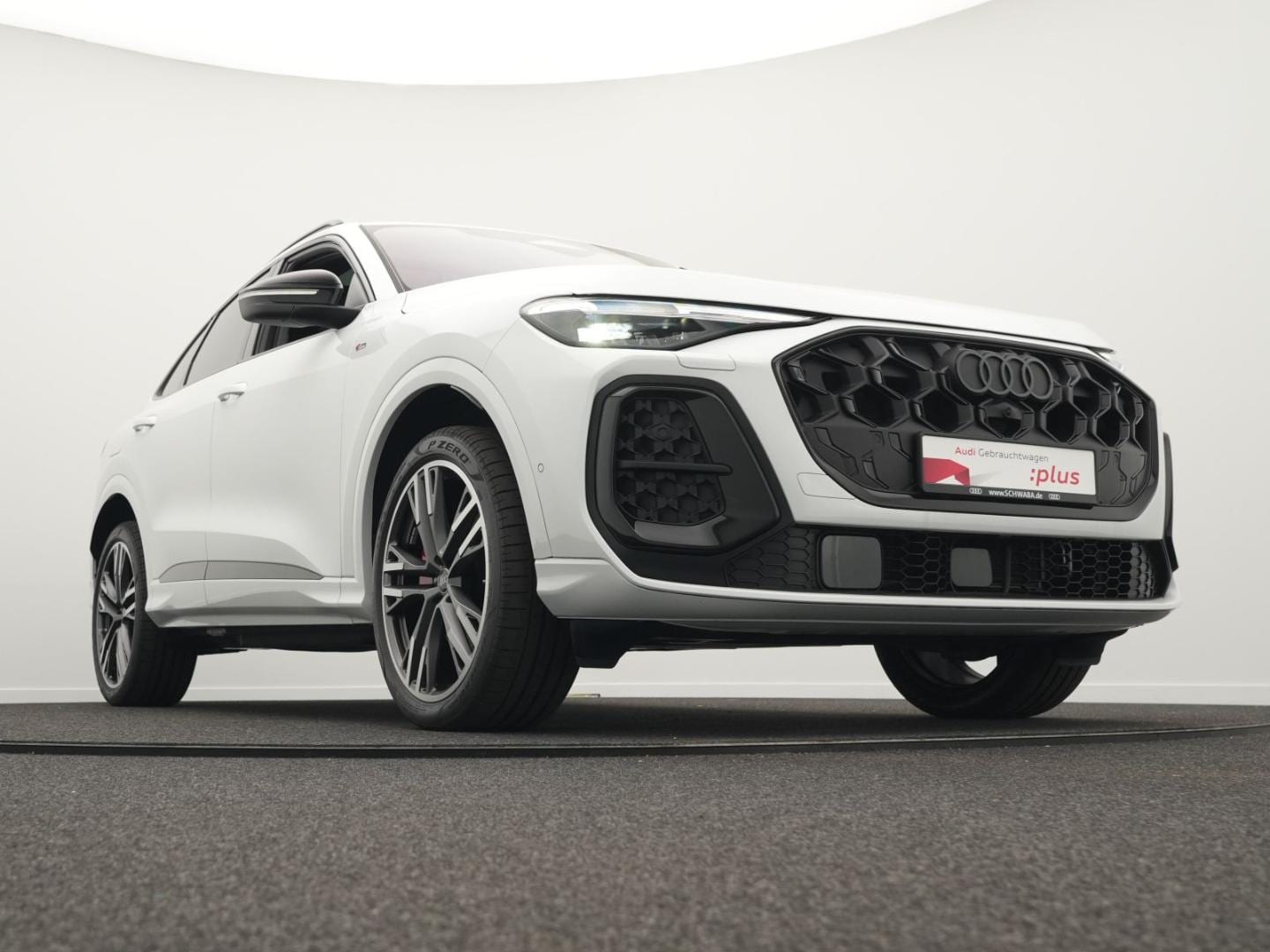 Bild über Audi Q5 Sportback TDI quattro 150 kW S tronic - für weitere Informationen kontaktieren Sie den Audi Partner
