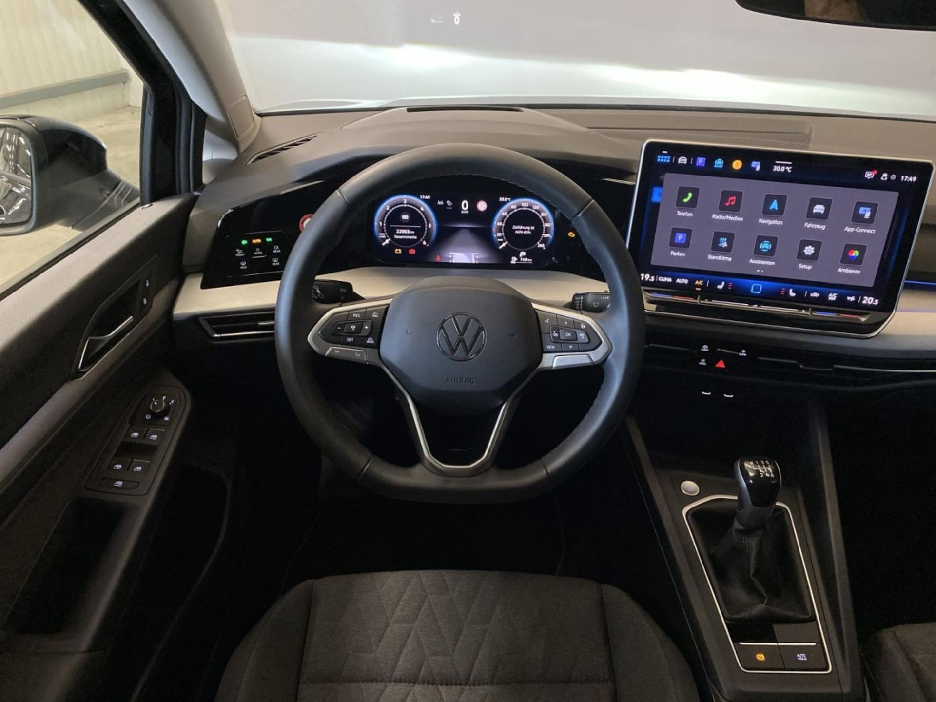 Volkswagen Golf Variant Life