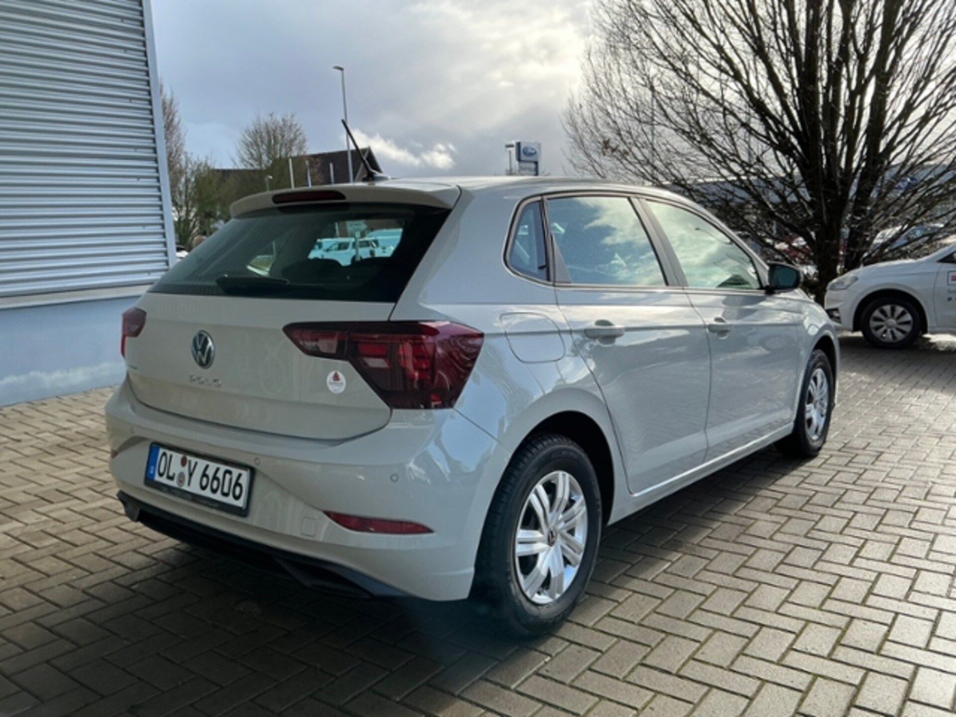 Volkswagen Polo Basis-Modell
