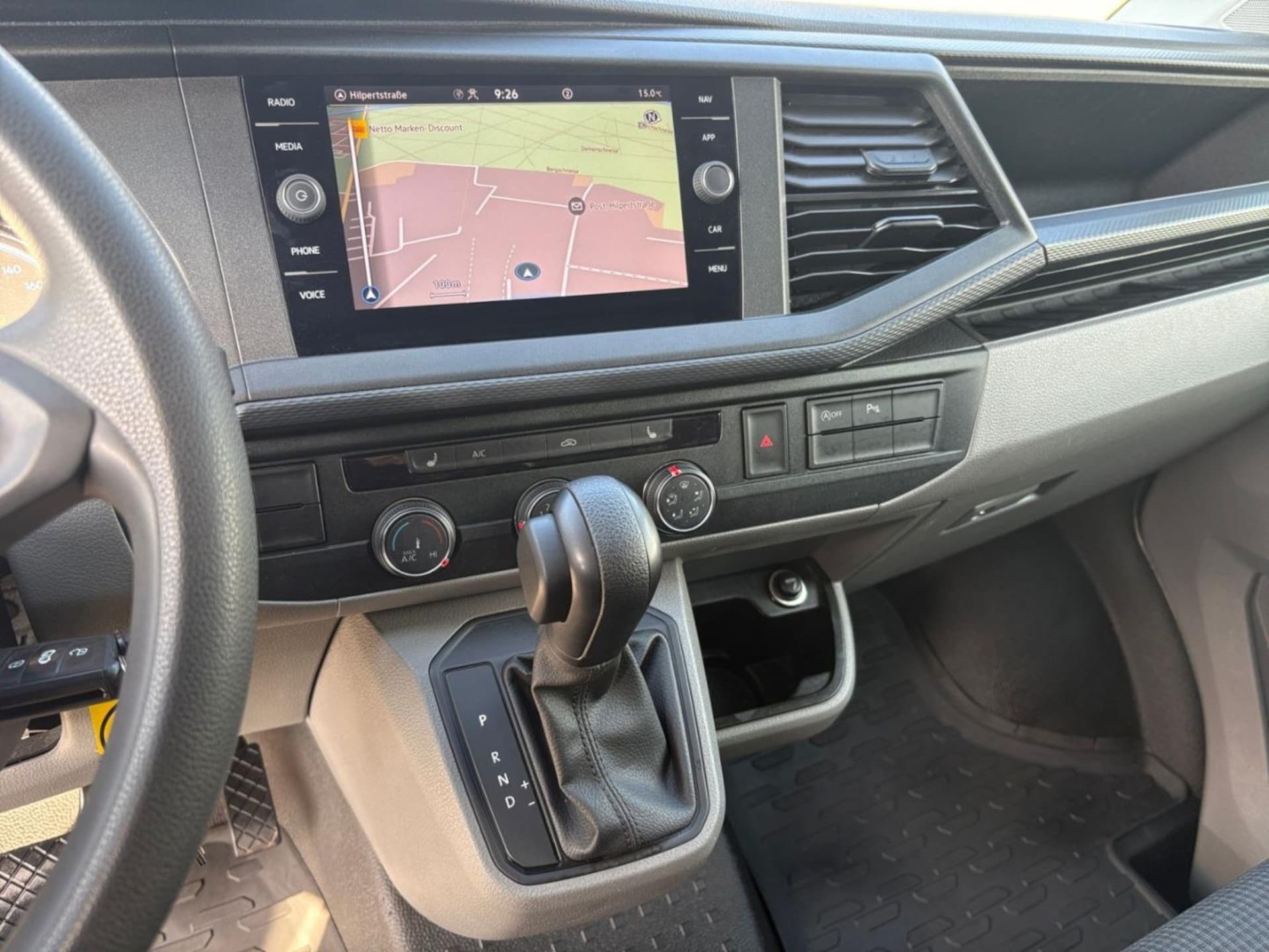 Volkswagen T6.1 Transporter Kasten langer Radstand