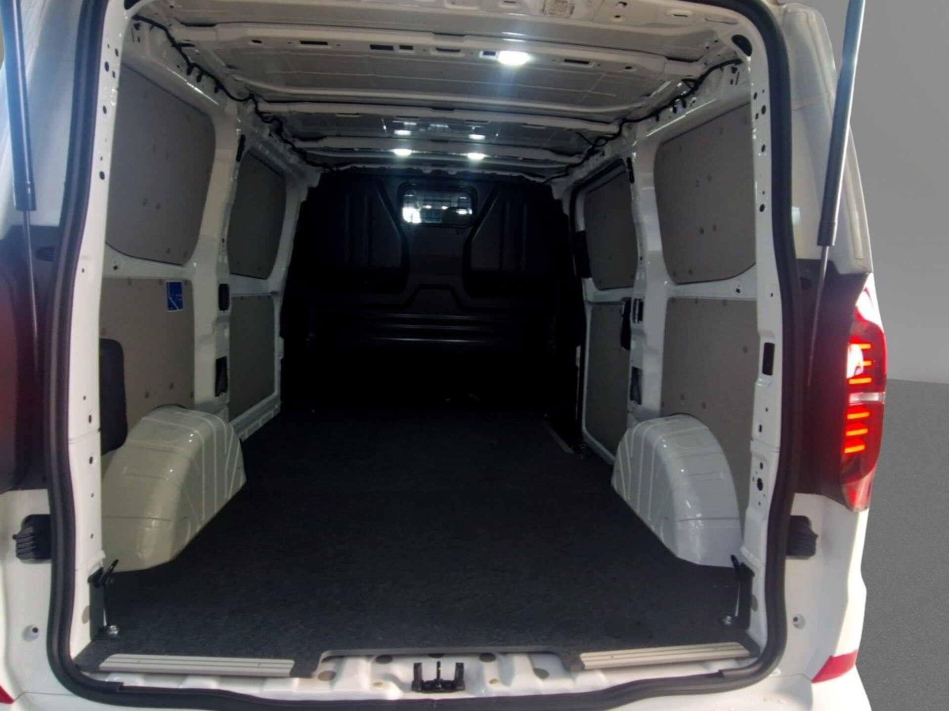 Volkswagen Transporter Kasten kurzer Radstand