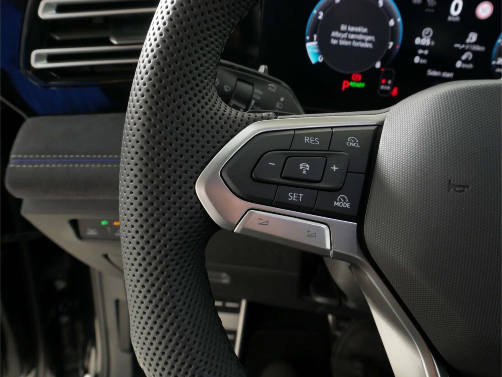Volkswagen Tiguan – Bild 11