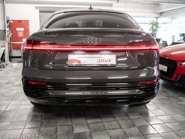 Image about Audi Q8 Sportback e-tron advanced 55 e-tron quattro