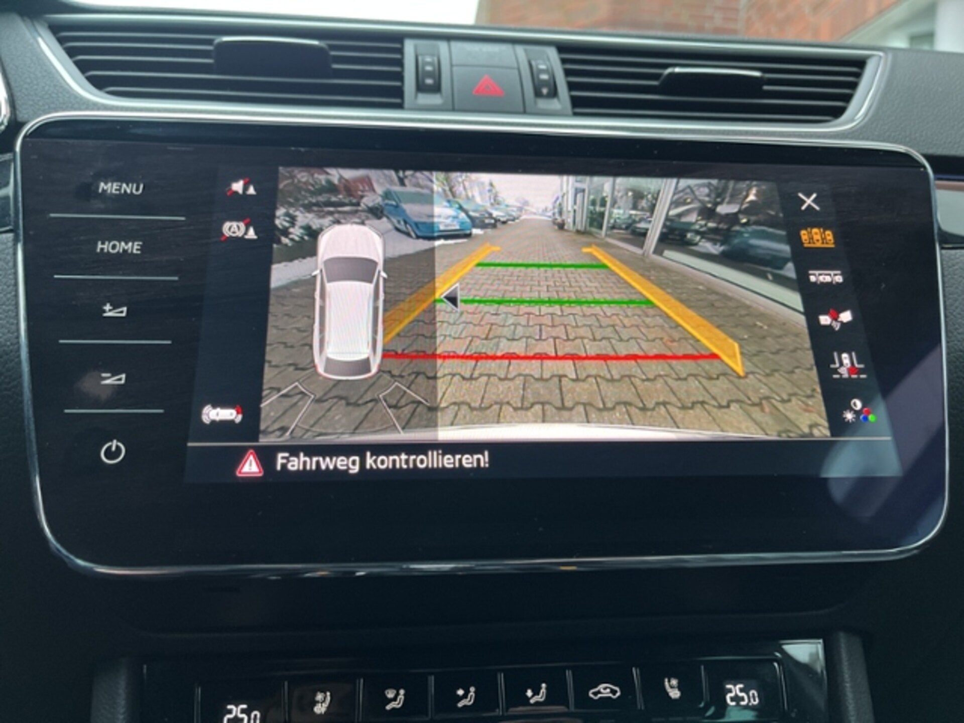 Skoda Superb Combi Laurin & Klement
