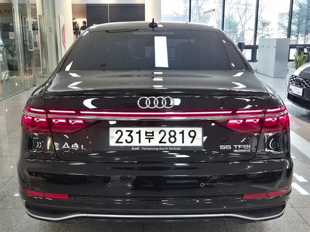 Audi A8 55 TFSI quattro Premium 250 340 kW hp tiptronic 5