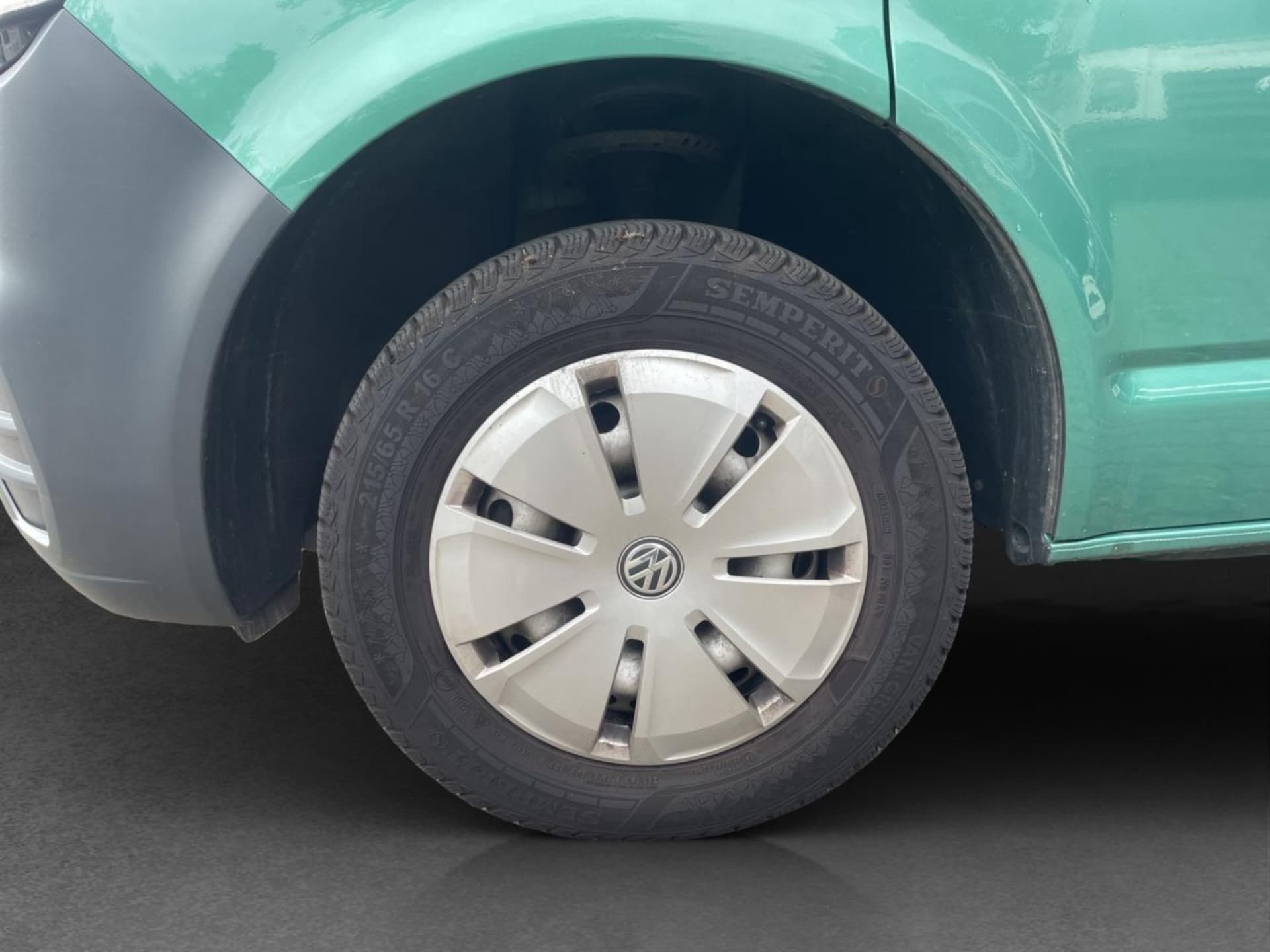 Volkswagen T6.1 Transporter Kombi kurzer Radstand