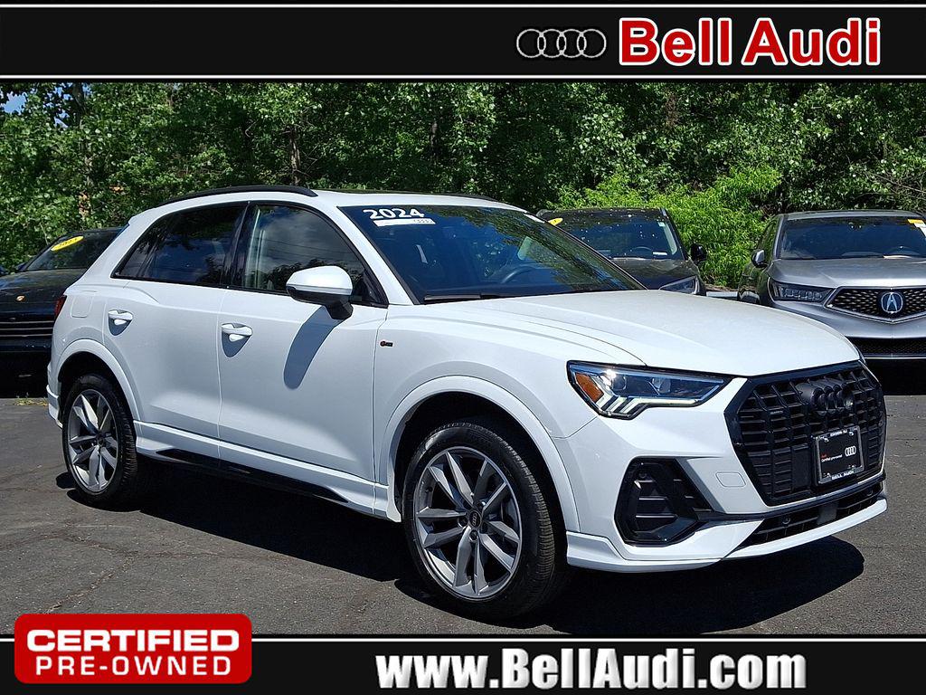 2024 Audi Q3 45 TFSI S Line Premium quattro's photo