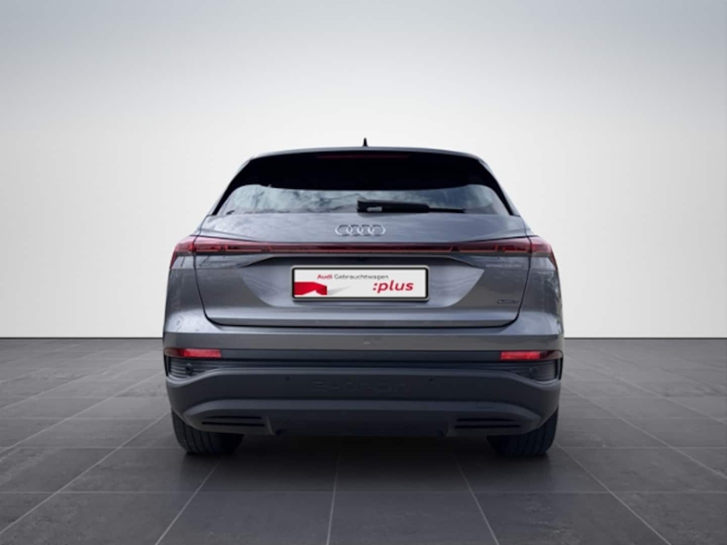 Bild über Audi Q4 e-tron 45 e-tron quattro - für weitere Informationen kontaktieren Sie den Audi Partner
