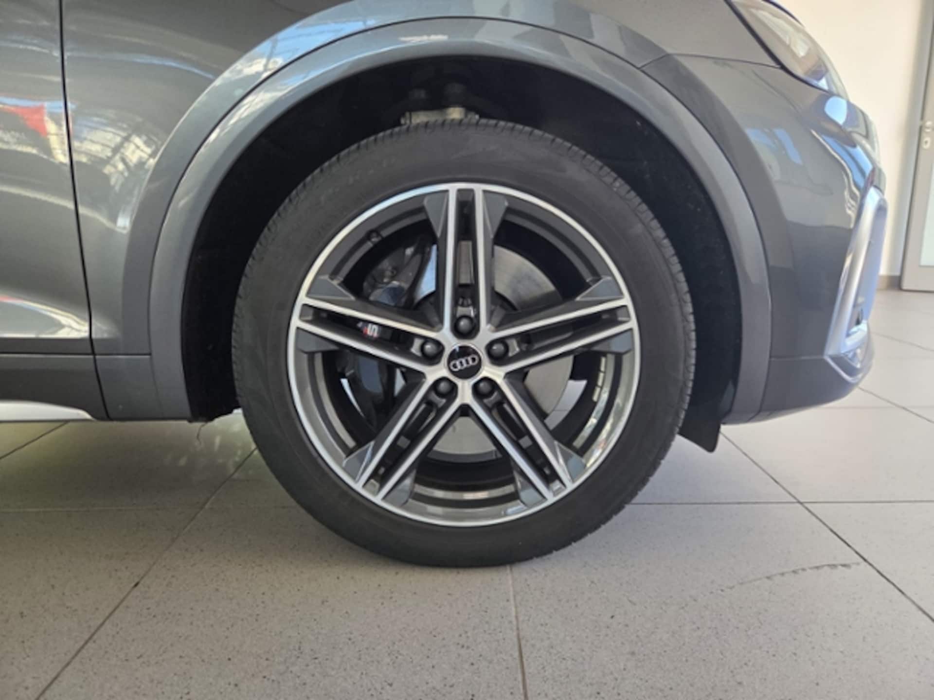 Audi SQ5 SUV