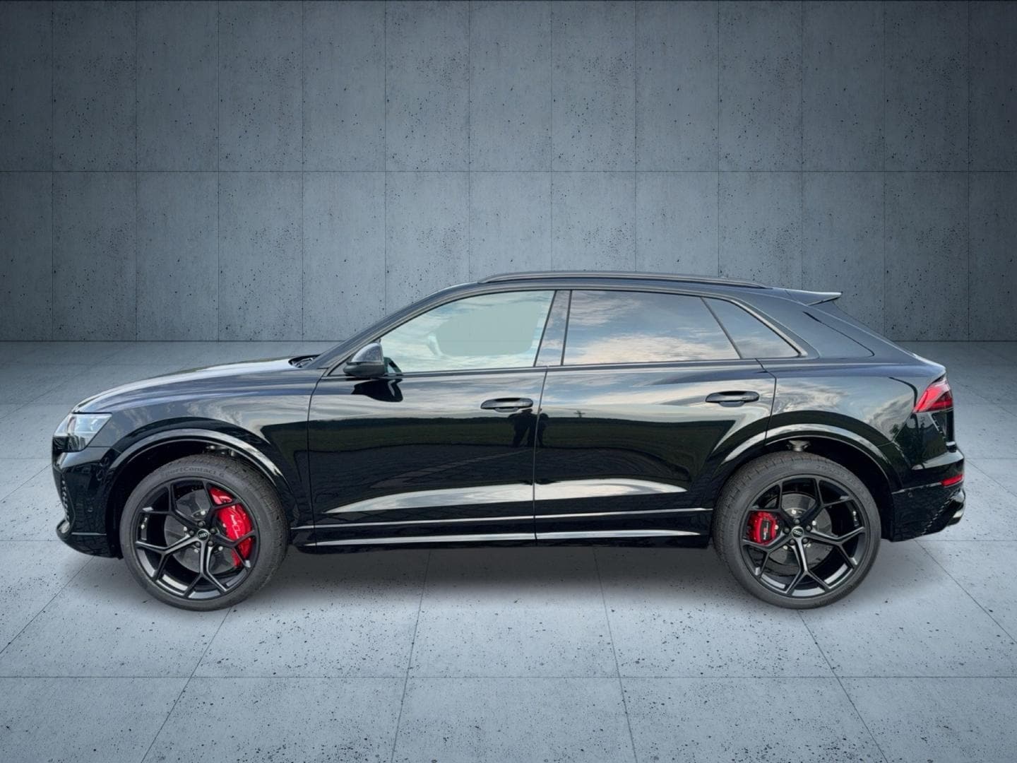 Bild über Audi RS Q8 SUV TFSI quattro 471 kW tiptronic - für weitere Informationen kontaktieren Sie den Audi Partner