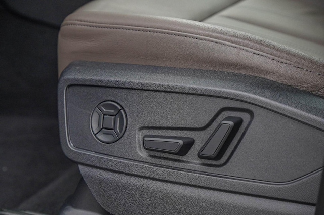 2025 Audi New Q5 Premium - Photo 23