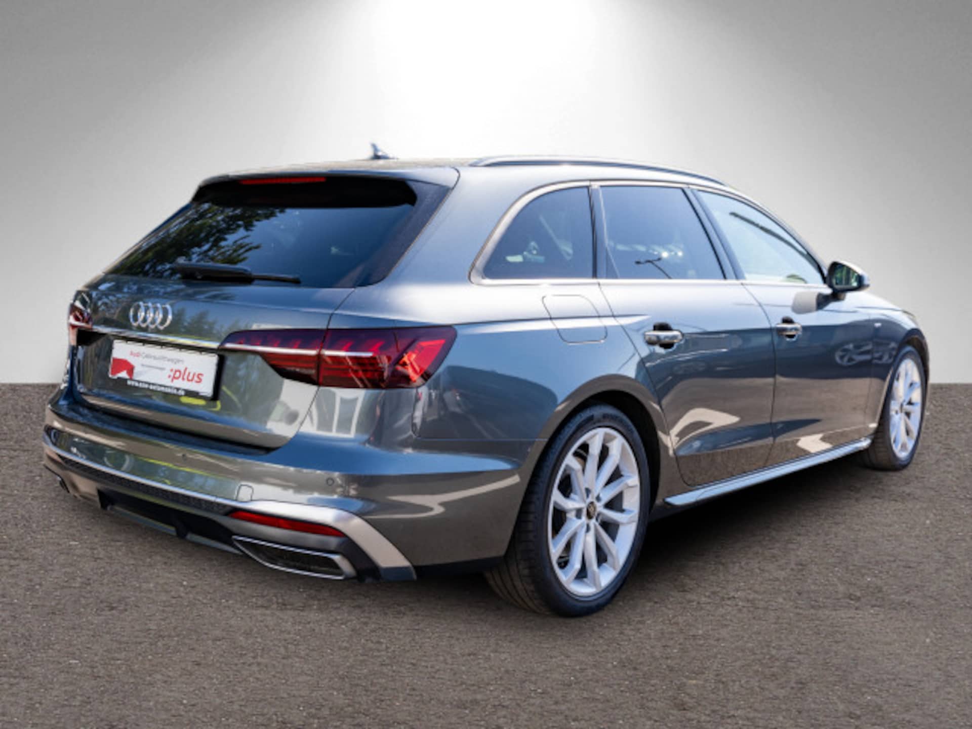 Audi A4 Avant S line