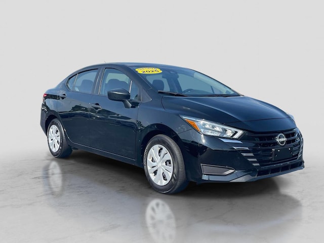 2025 Nissan Versa