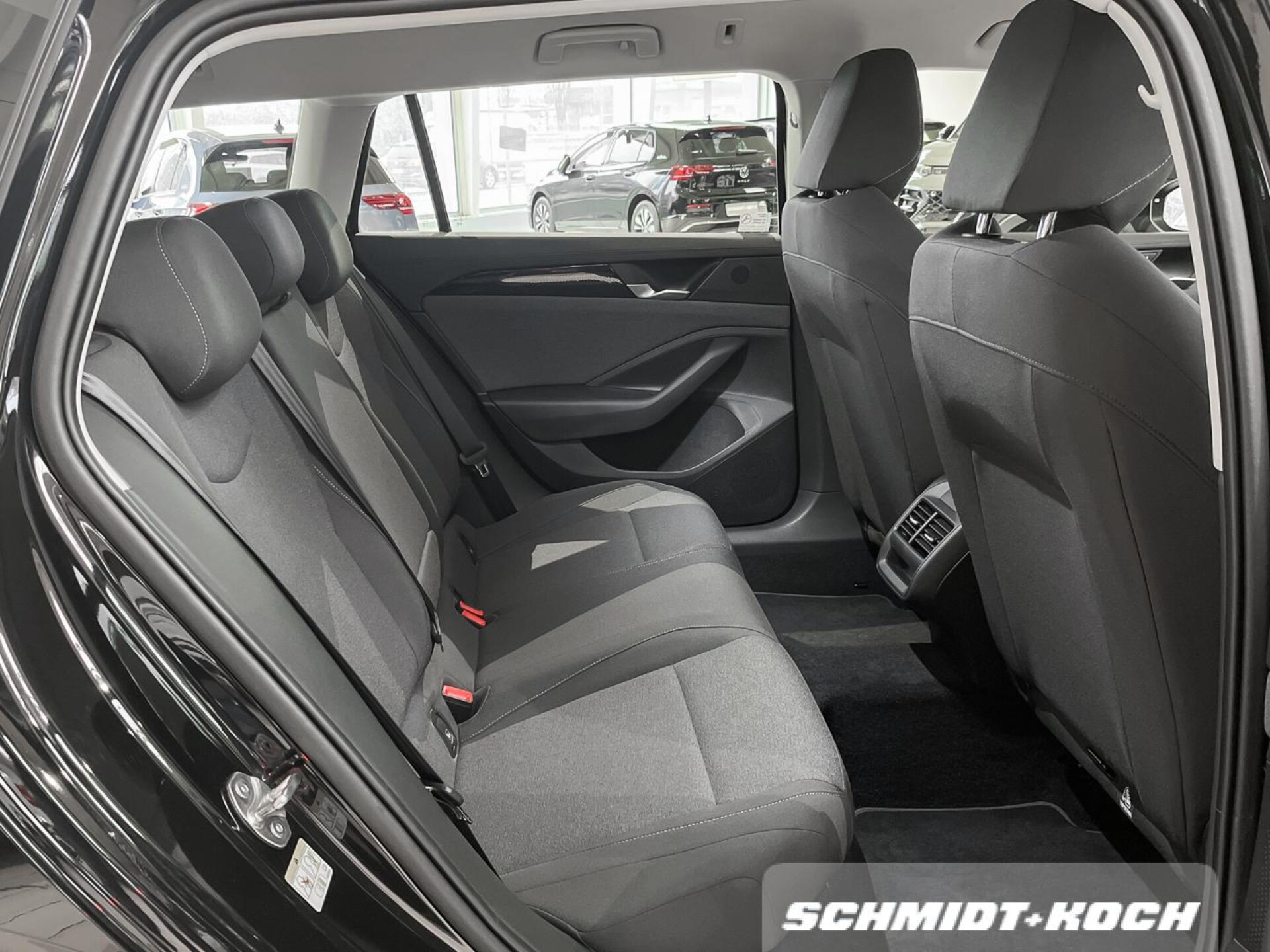 Volkswagen Passat Basis-Modell
