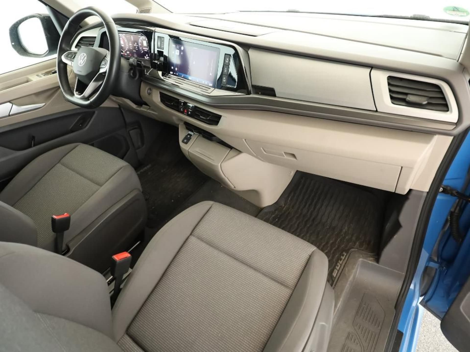 Volkswagen Multivan Basis-Modell