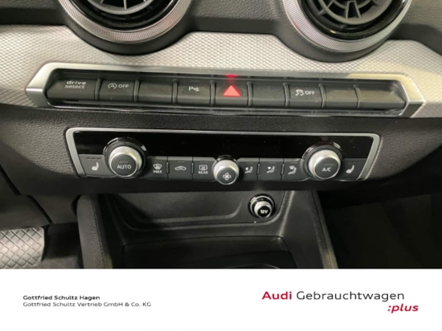 Bild über Audi Q2 S line 35 TFSI S tronic - für weitere Informationen kontaktieren Sie den Audi Partner