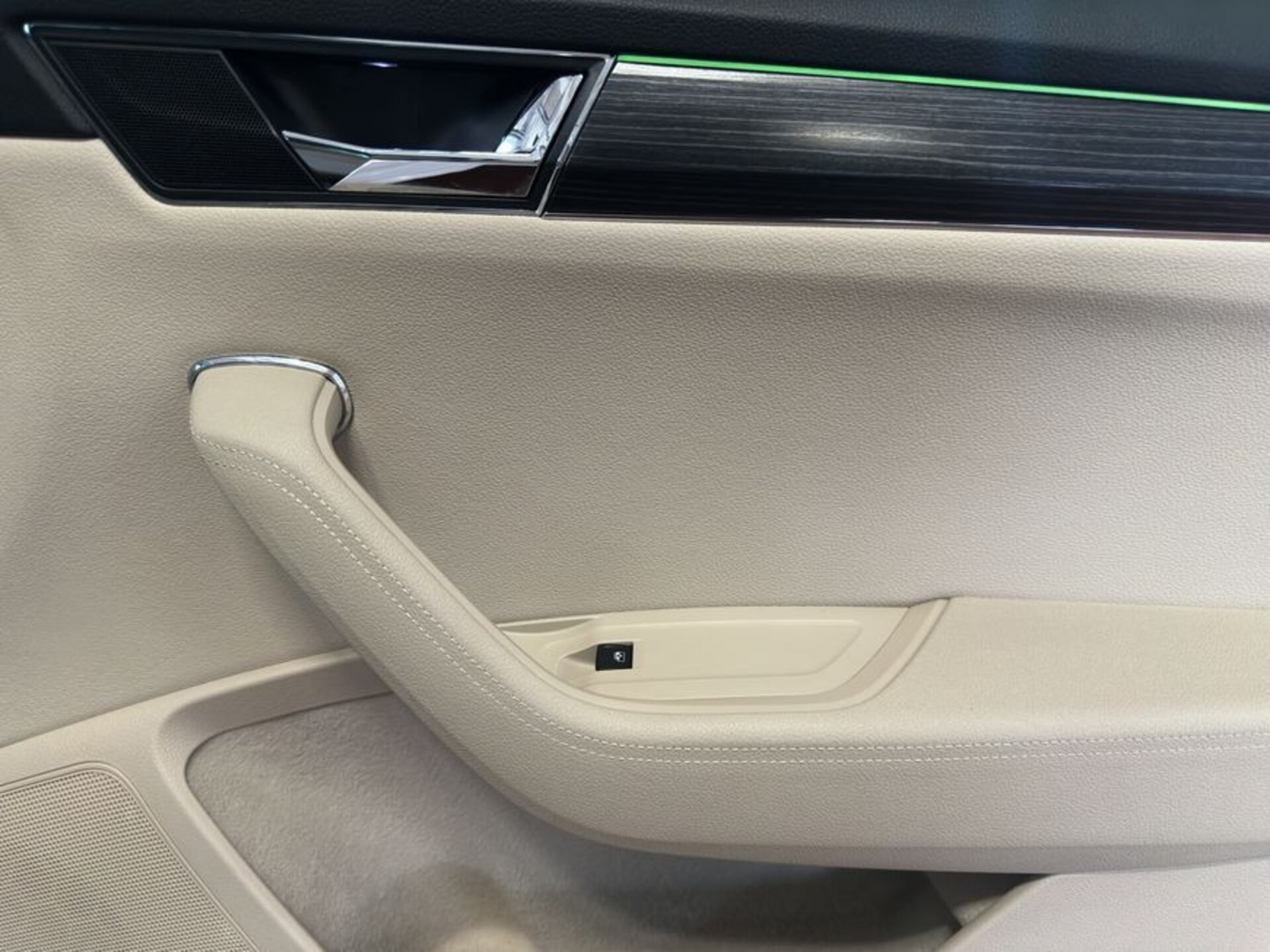 Skoda Superb Combi PREMIUM EDITION
