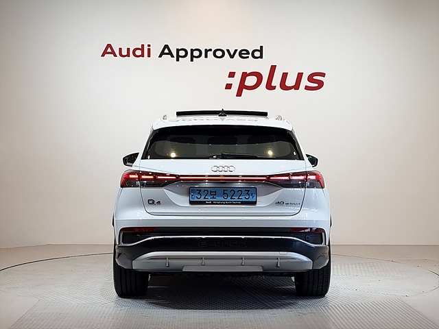 Audi Q4 e-tron 40 Premium 150, 00 kW 5