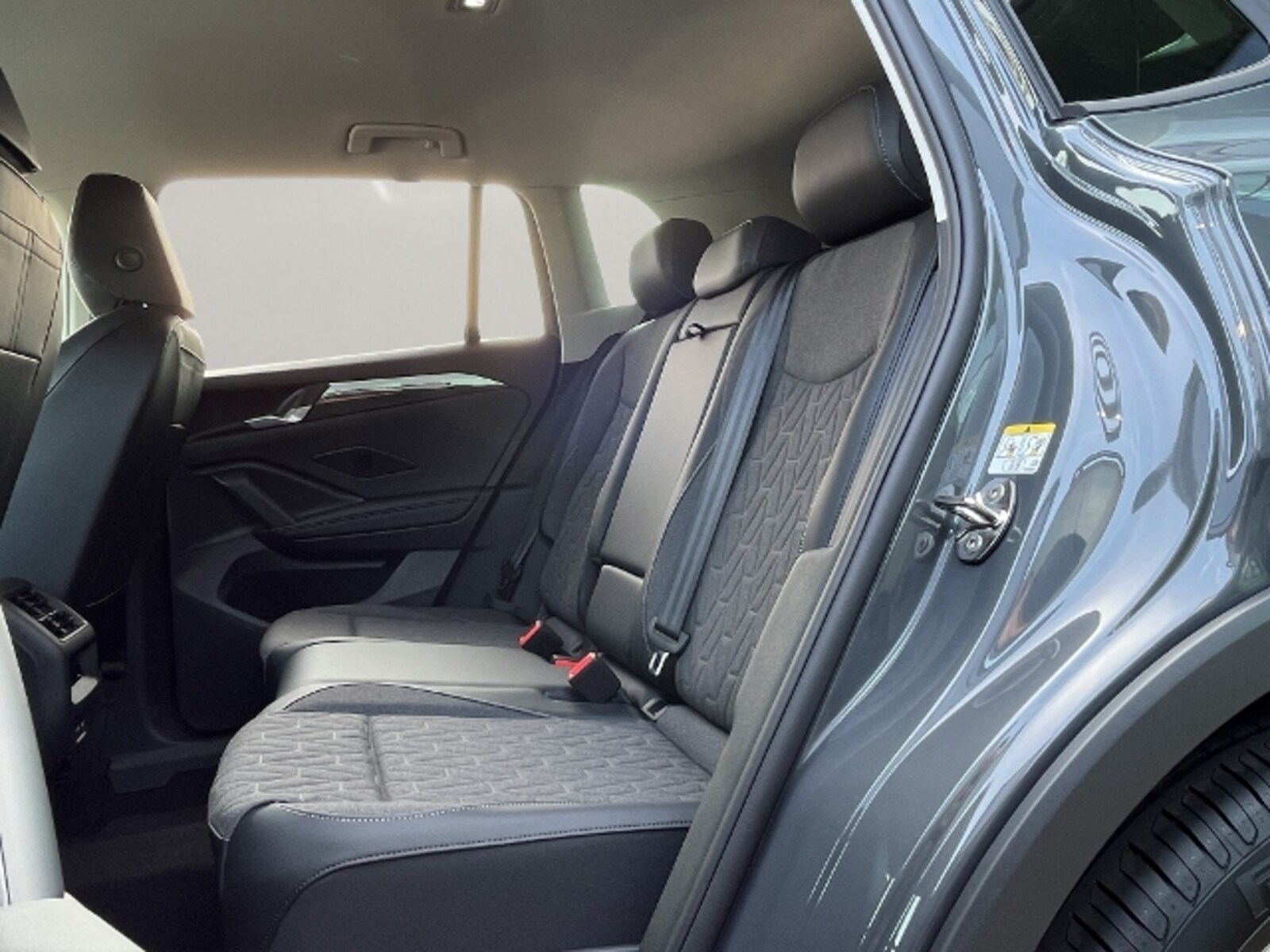 Volkswagen Tiguan – Bild 10