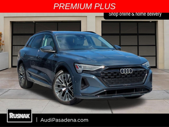 Photo of 2024 Audi Q8 e-tron
