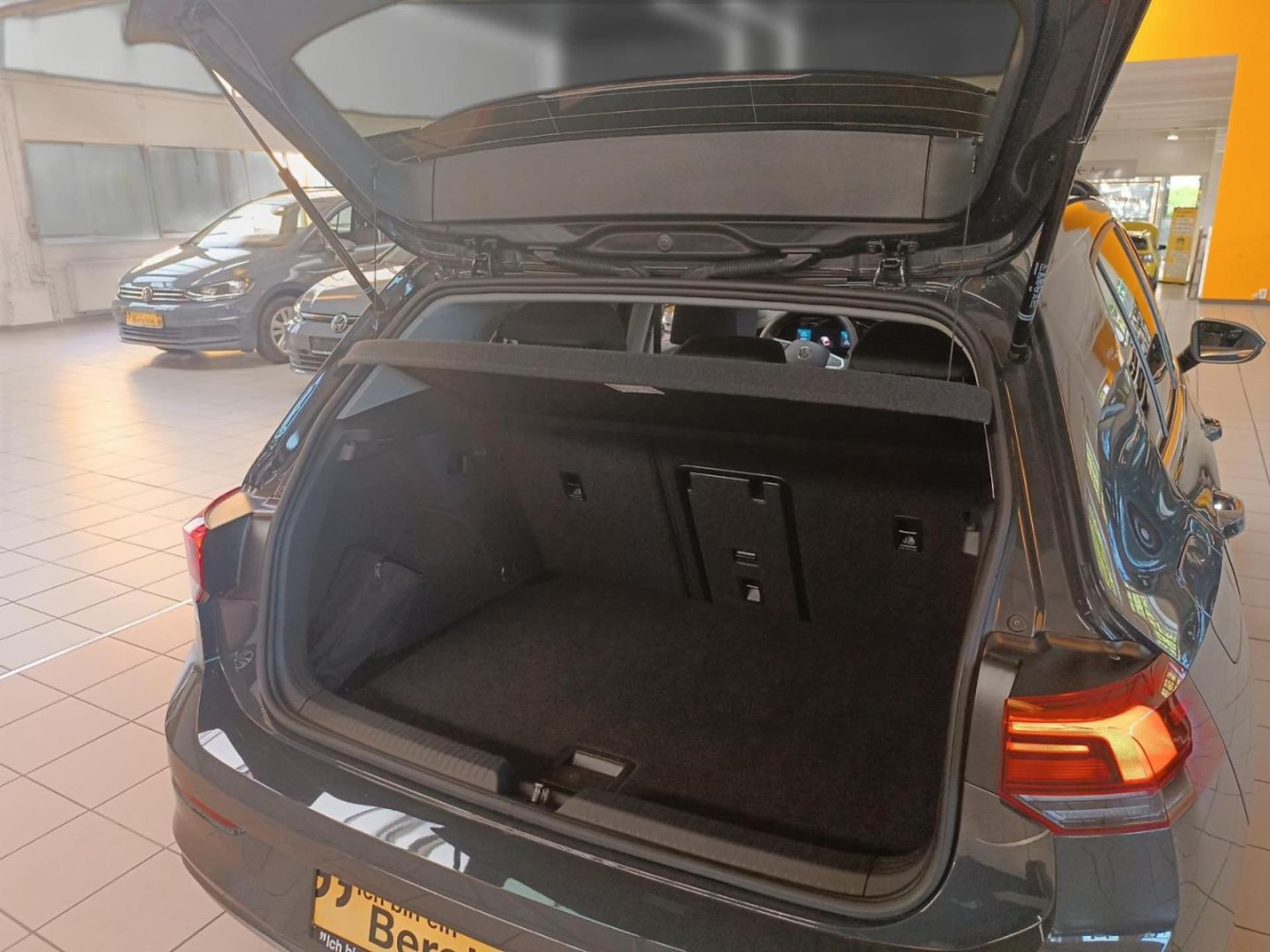 Volkswagen Golf Style