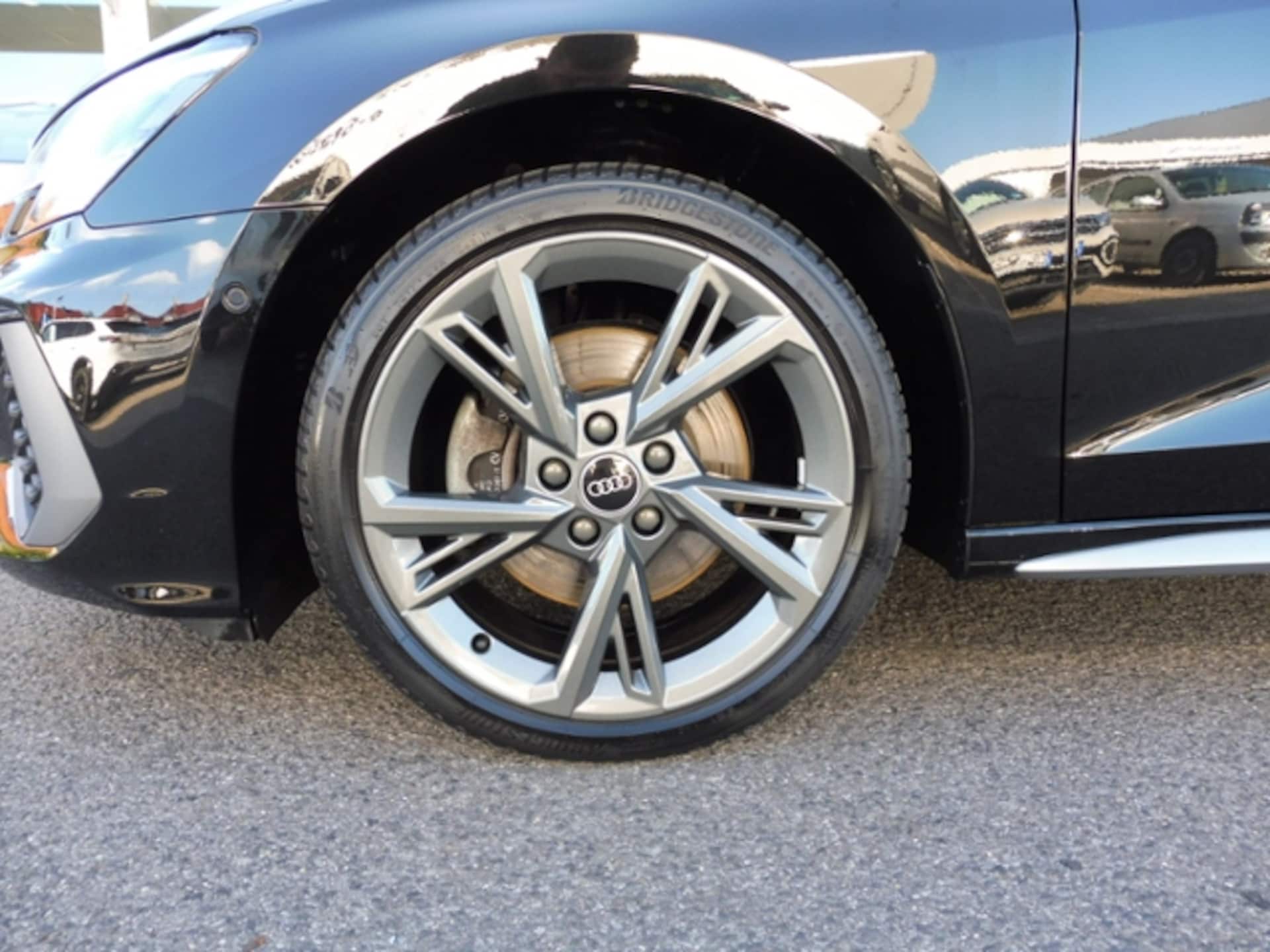 Audi A3 Sportback S line