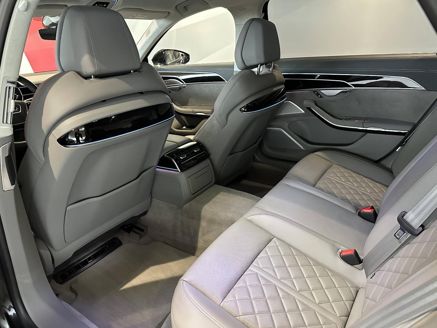 Image about Audi A8 L TFSI e Avus Extended 60 TFSI e quattro 330 kW (449 ch) tiptronic