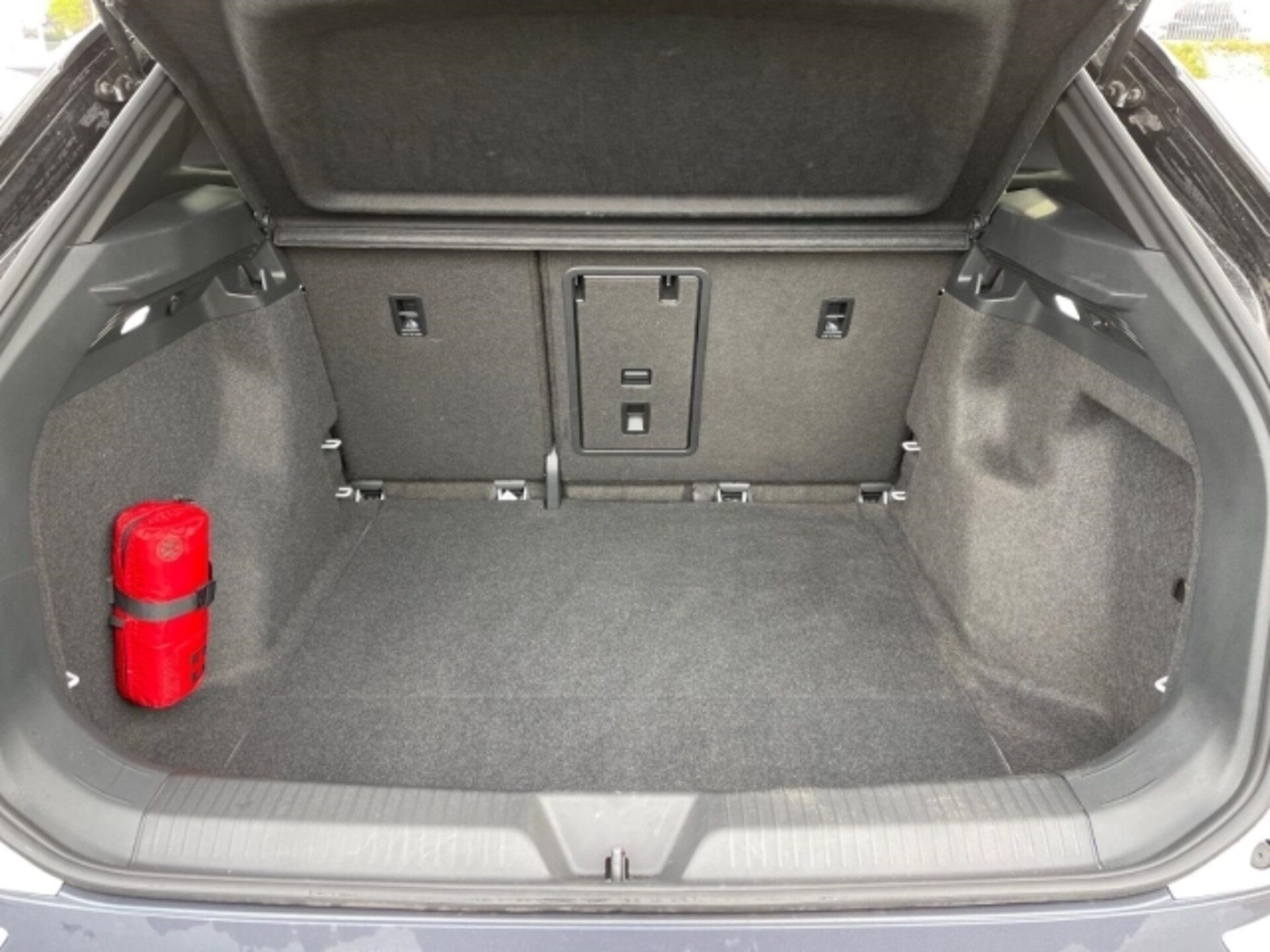 Volkswagen ID.4 1st