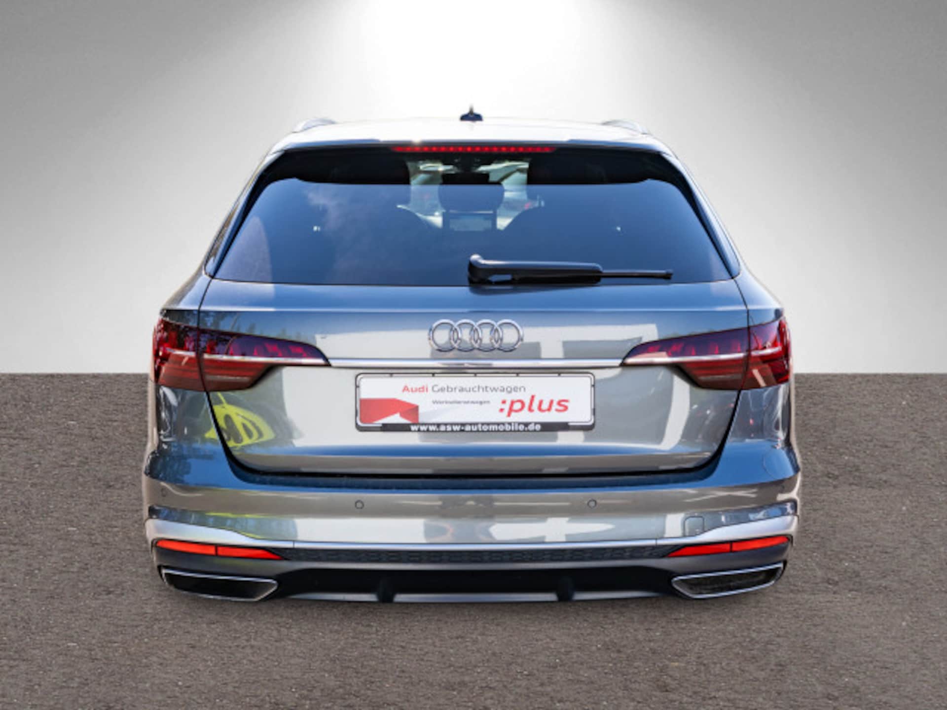 Audi A4 Avant S line