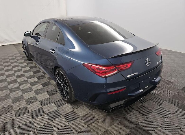 2022 Mercedes-Benz
