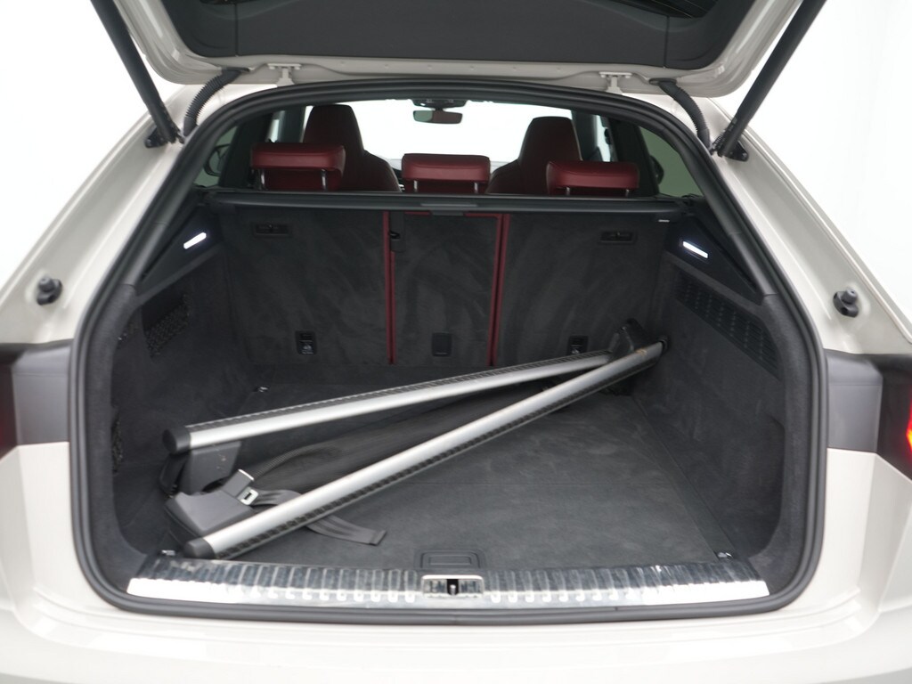 Image about Audi SQ8 TFSI quattro tiptronic