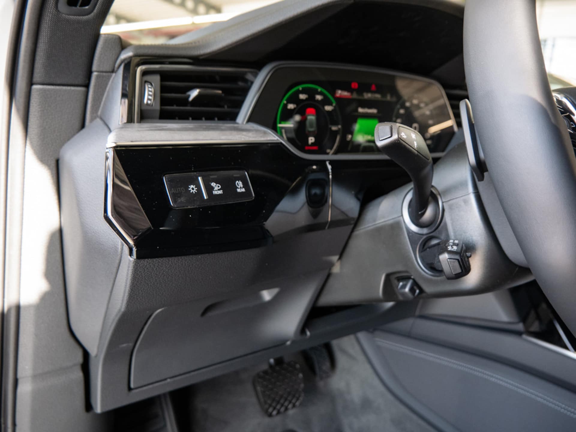 Audi Q8 e-tron S line