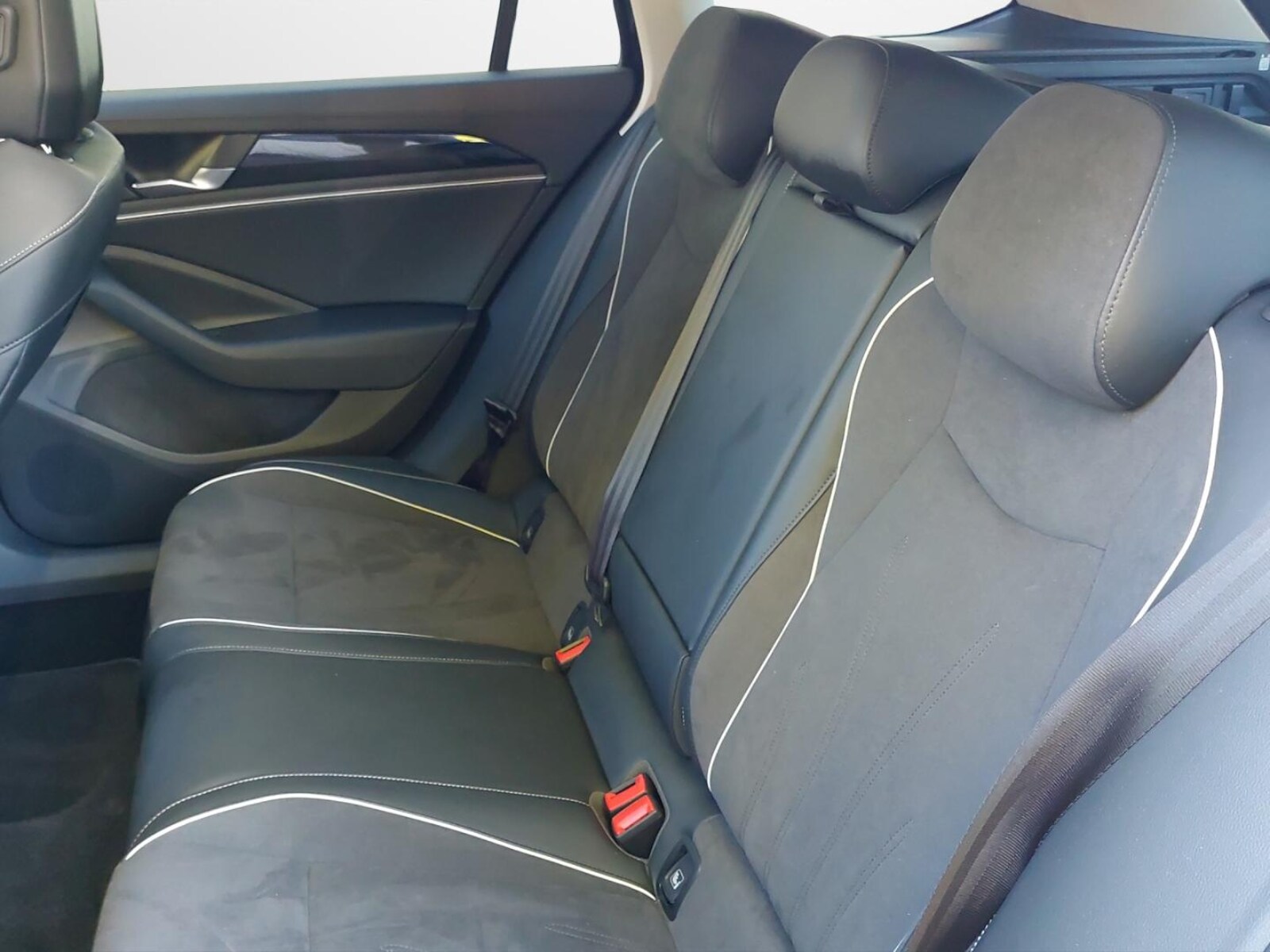 Volkswagen Passat – Bild 11