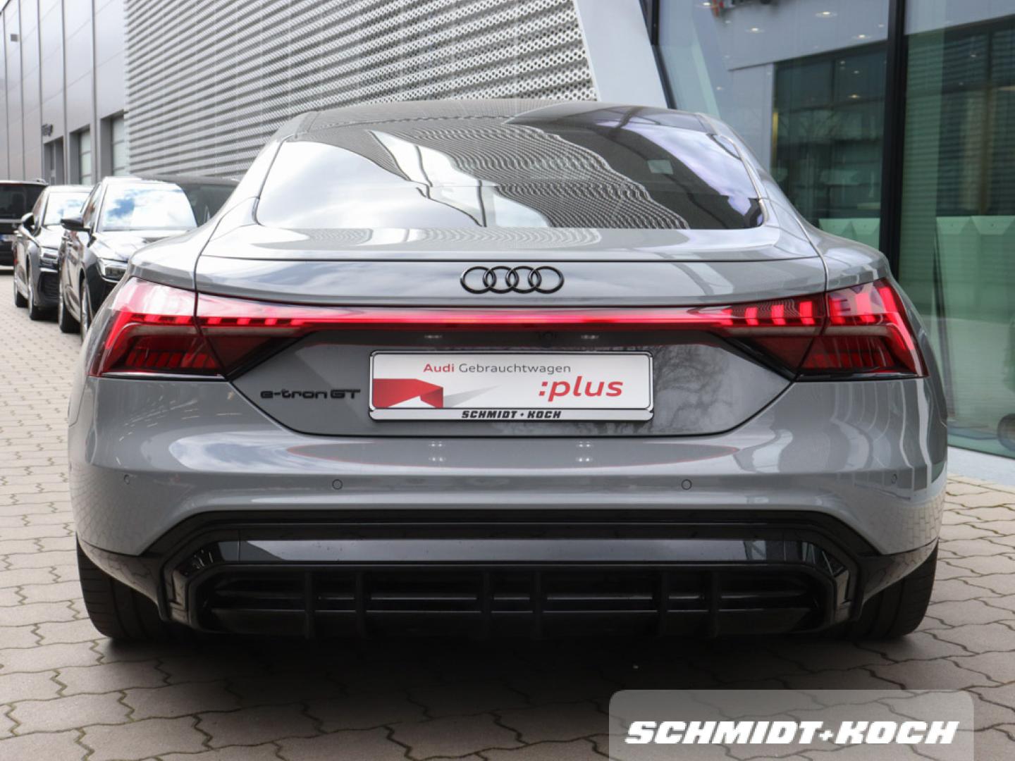 Audi e-tron GT quattro