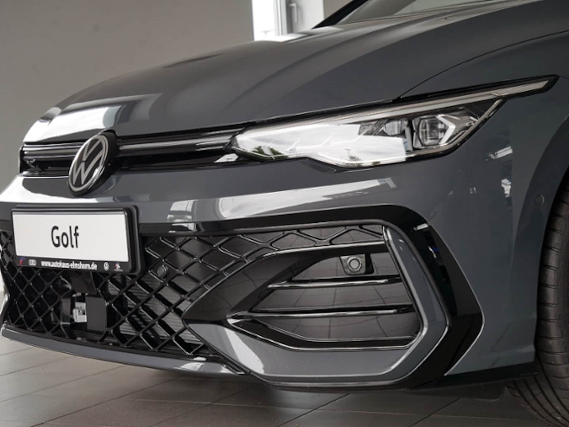 Volkswagen Golf R-Line