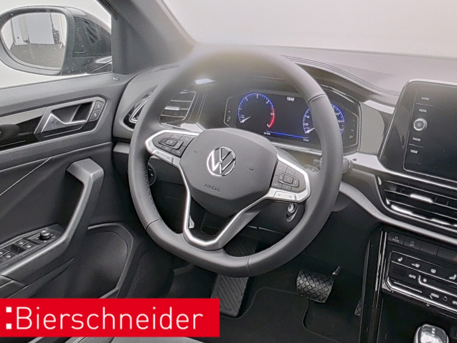 Volkswagen T-Roc – Bild 11